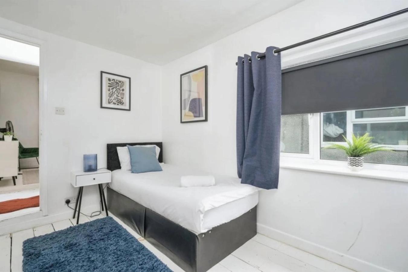 City Centre 2 Bedroom Apt - Free Parking - Wifi - Smart Tv Plymouth Exterior foto